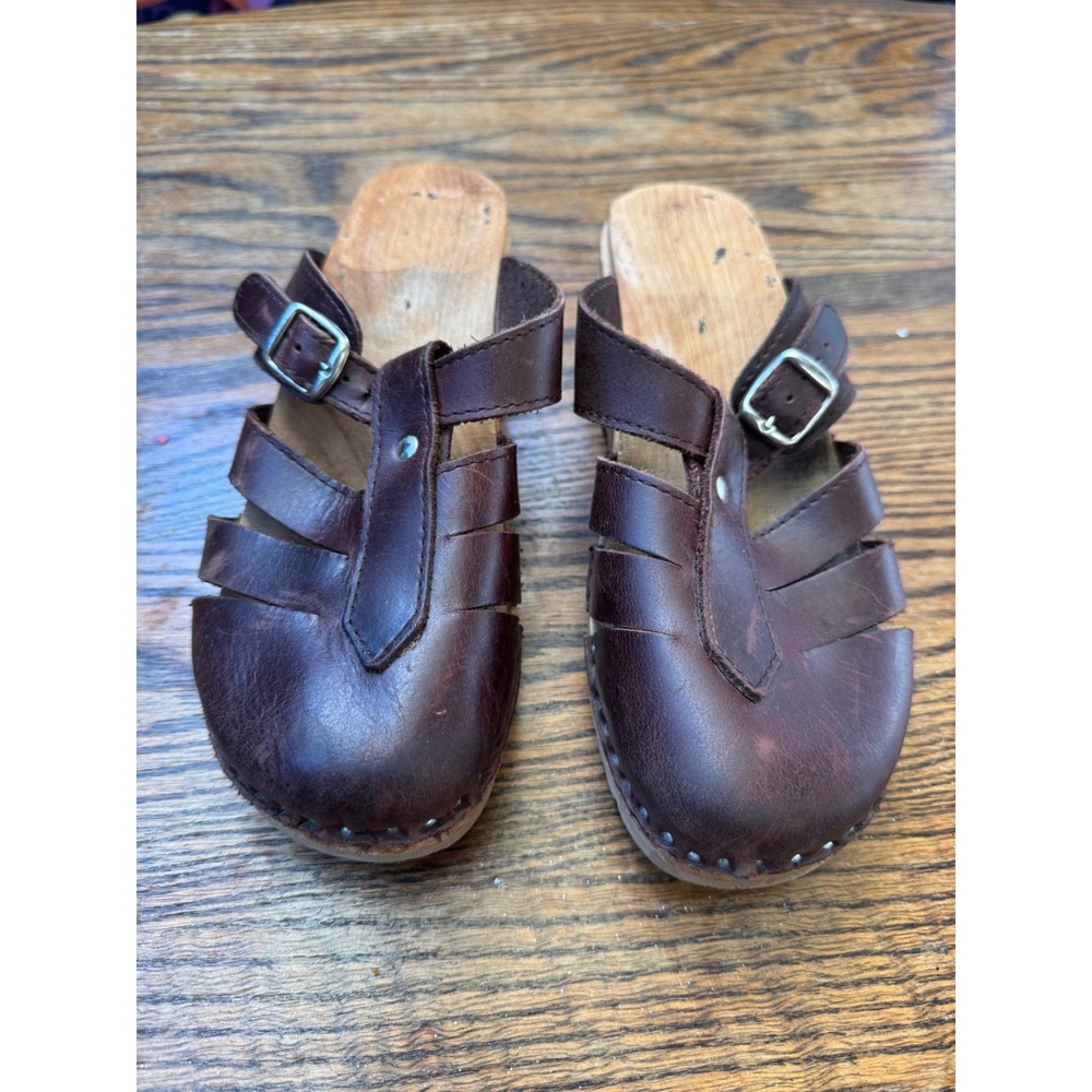 Troentorps Toffel fabrik Brown Leather T-Strap Clogs Womens Size 36 US 6